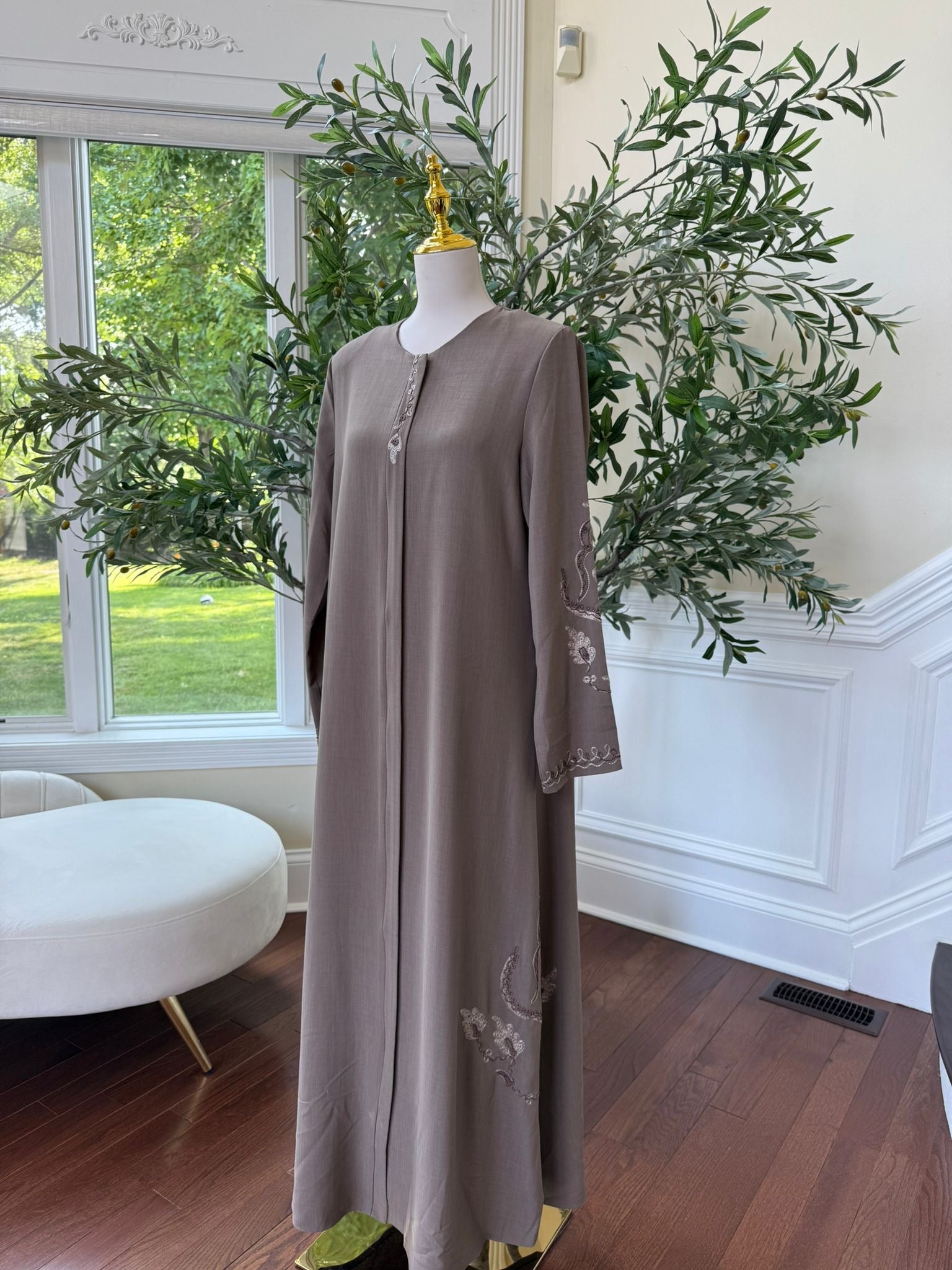 Taupe Embroidered Classic Abaya – Subtle & Floral Detail