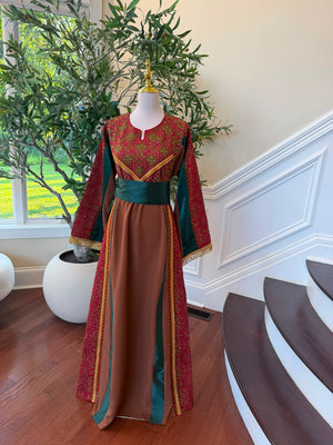 Brown Embroidery Elegance Tatreez Thobe