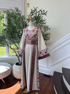 Cream Floral Embroidery Tatreez Thobe