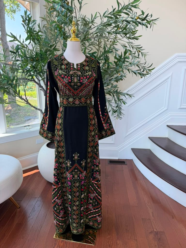 Black Beaded Elegance Traditional Thobe