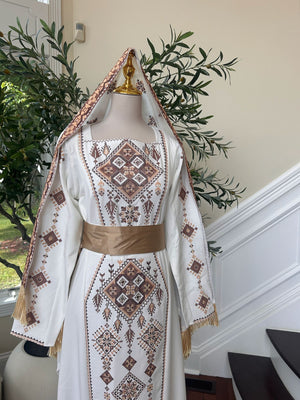 White Elegance Thobe Golden Tatreez Detail