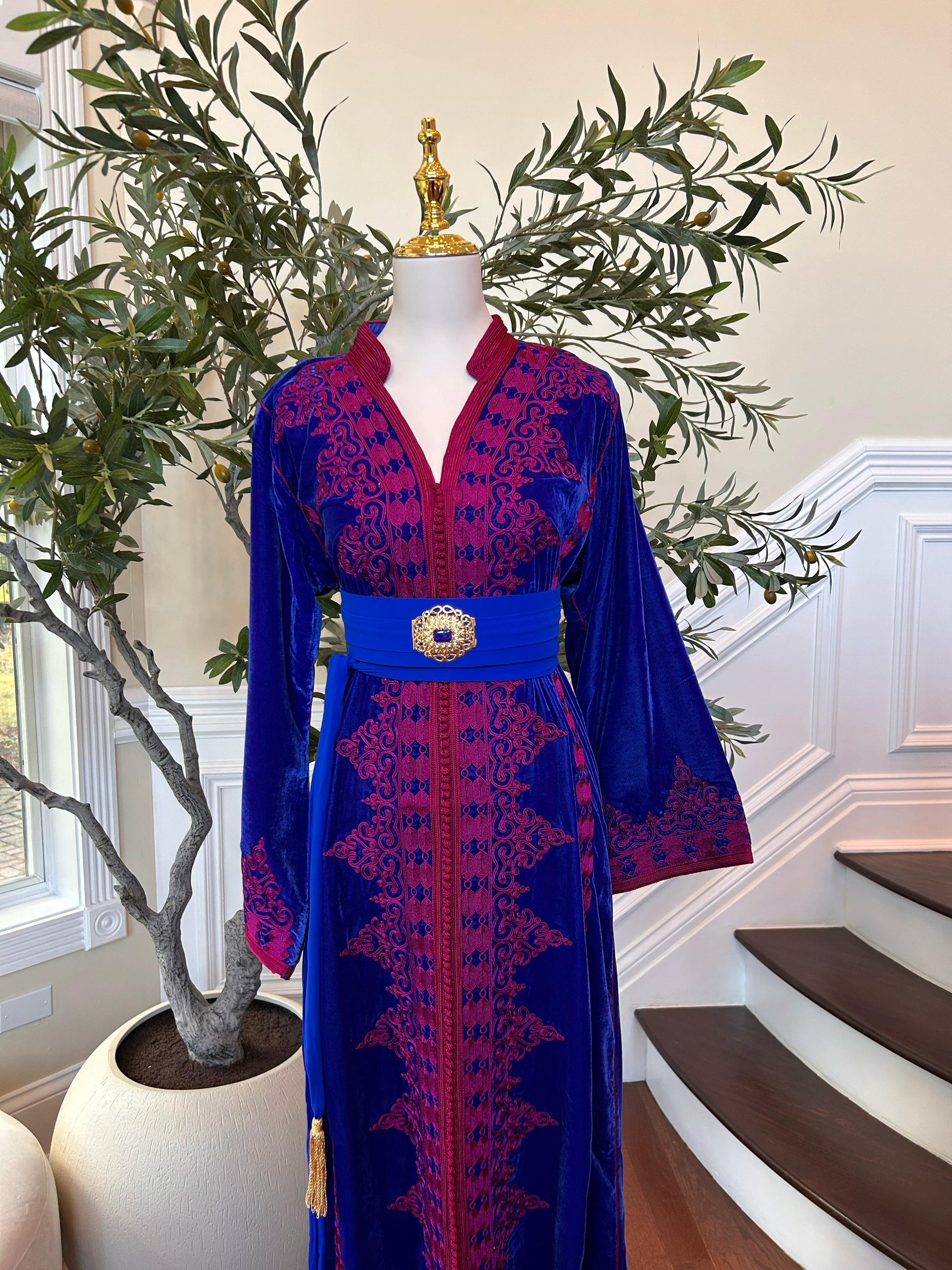 Blue Velvet Embellished Pink Kuftan