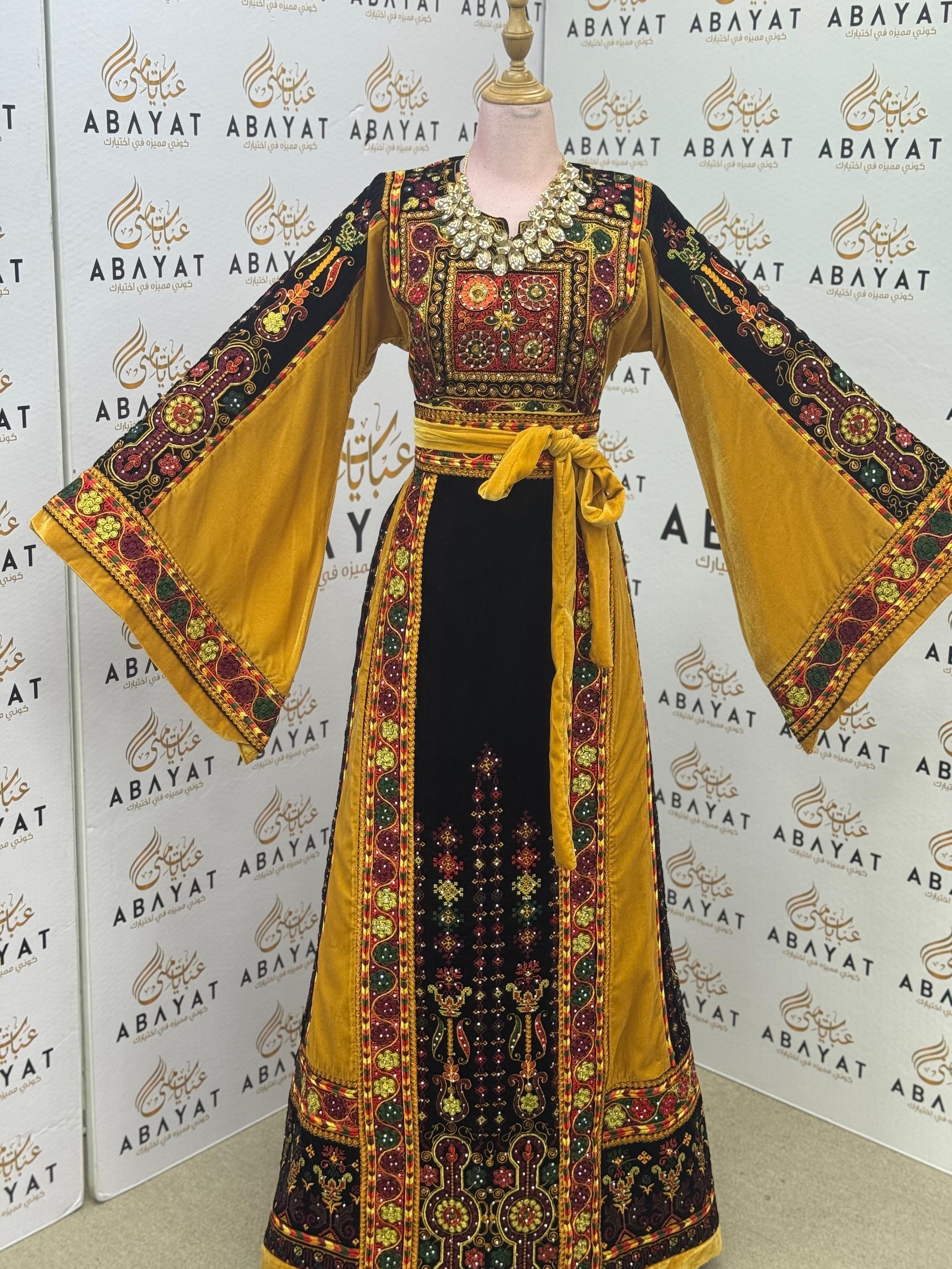 Premium Palestinian Malakah Velvet Thobe – Mustard Gold & Black Embroidery
