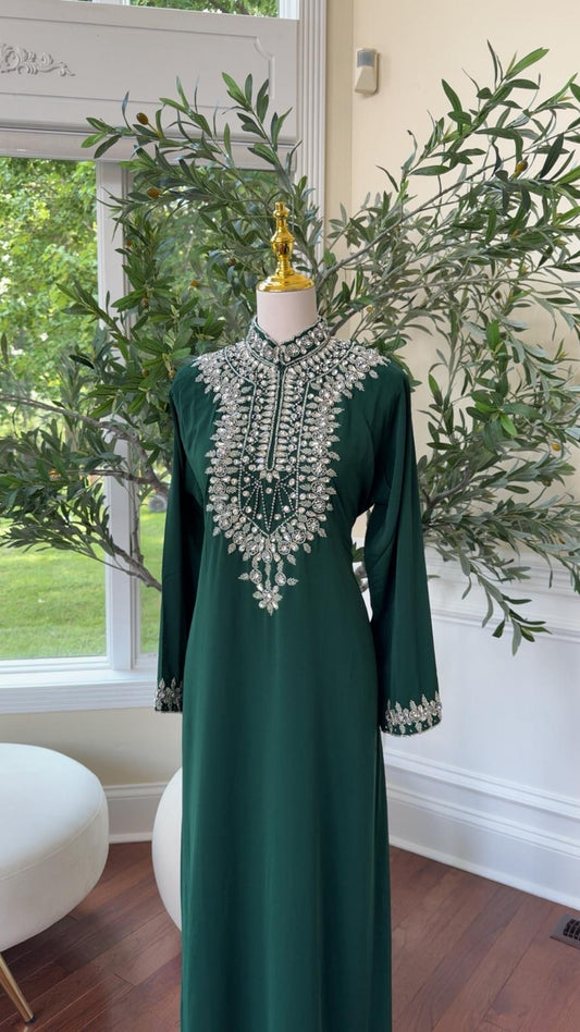 Emerald Royalty – High-Neck Kaftan with Intricate Crystal Embellishment