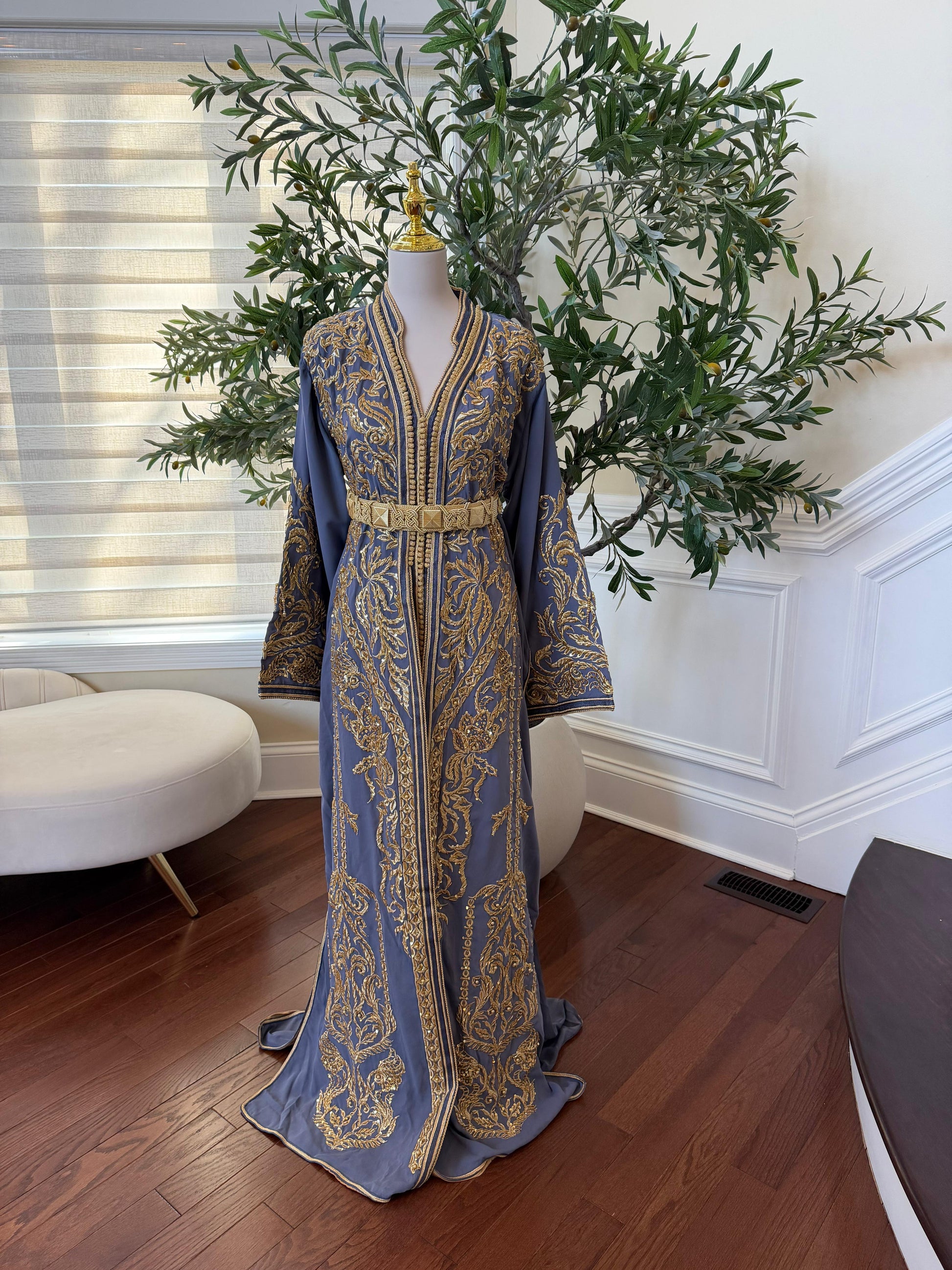 Gray Elegance Beaded Embroidery Kuftan