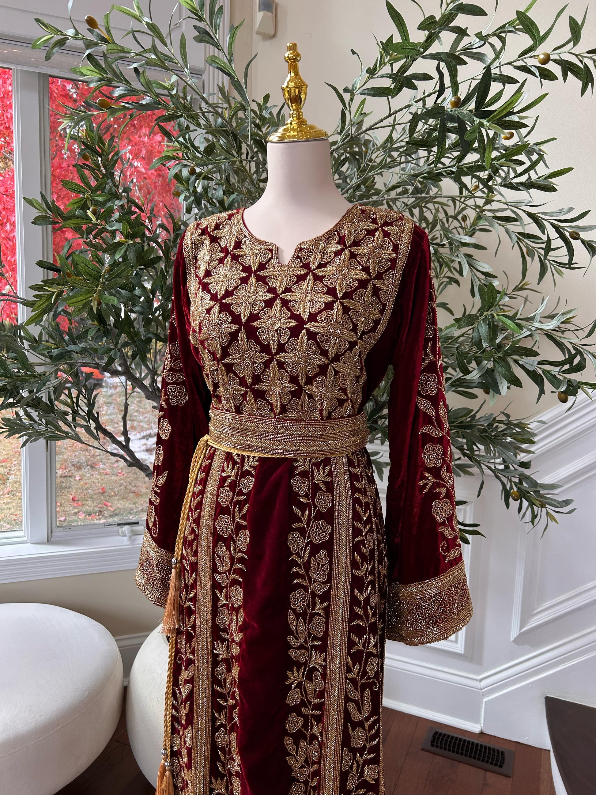 Golden Red Beaded Stone Thobe