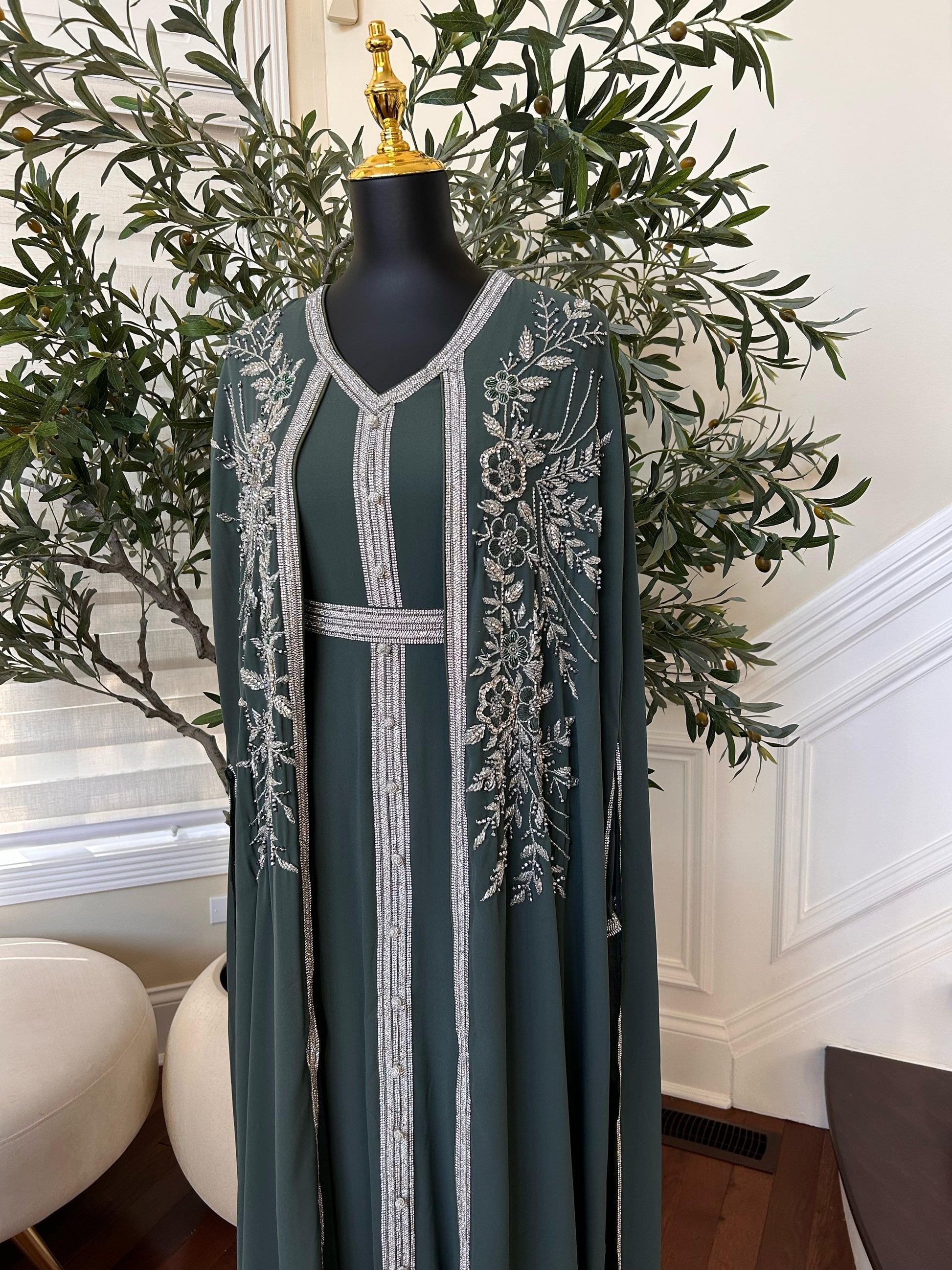 Emerald Green Royale Stone Beaded Kuftan