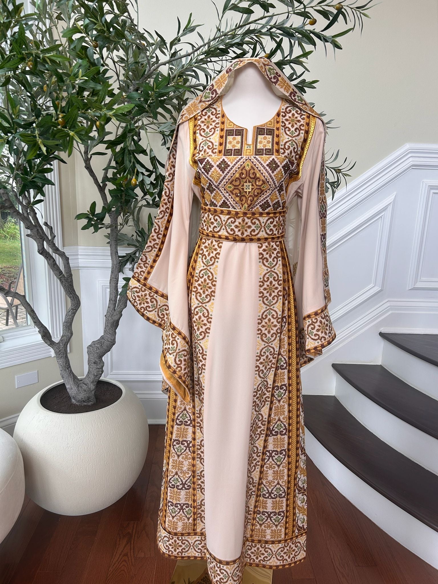 Tan Elegance Embroidery Tatreez Golden Detail Thobe