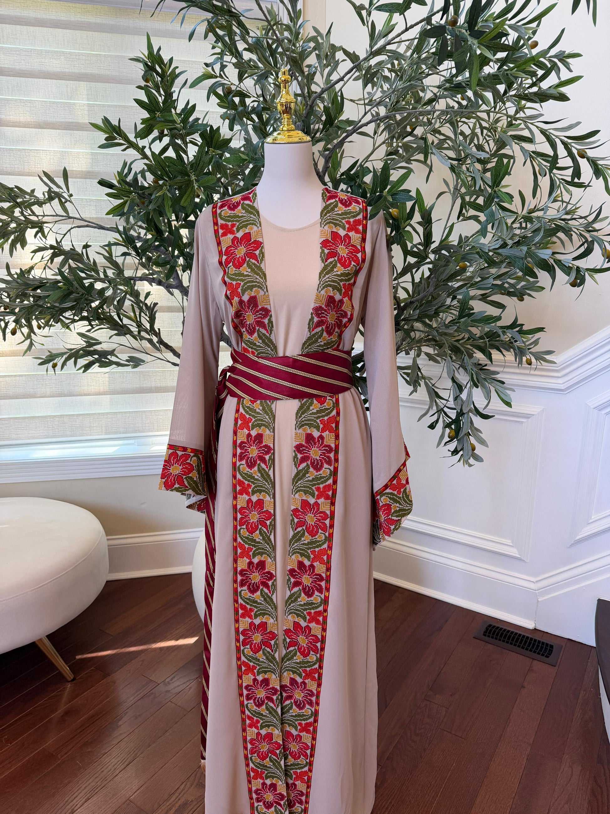 Tan Floral Embroidery Tatreez Thobe