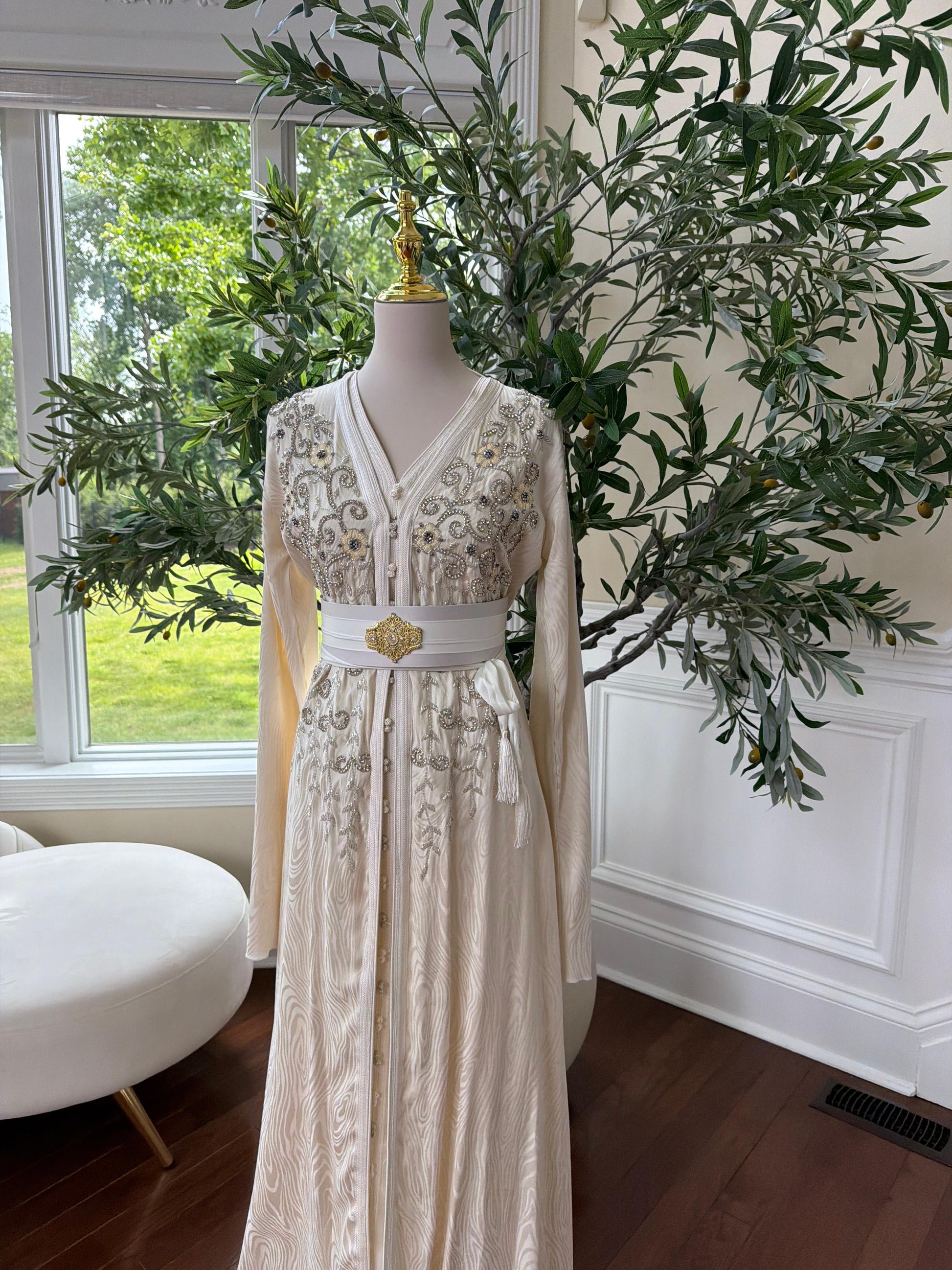 White Beaded Embroidery Kuftan
