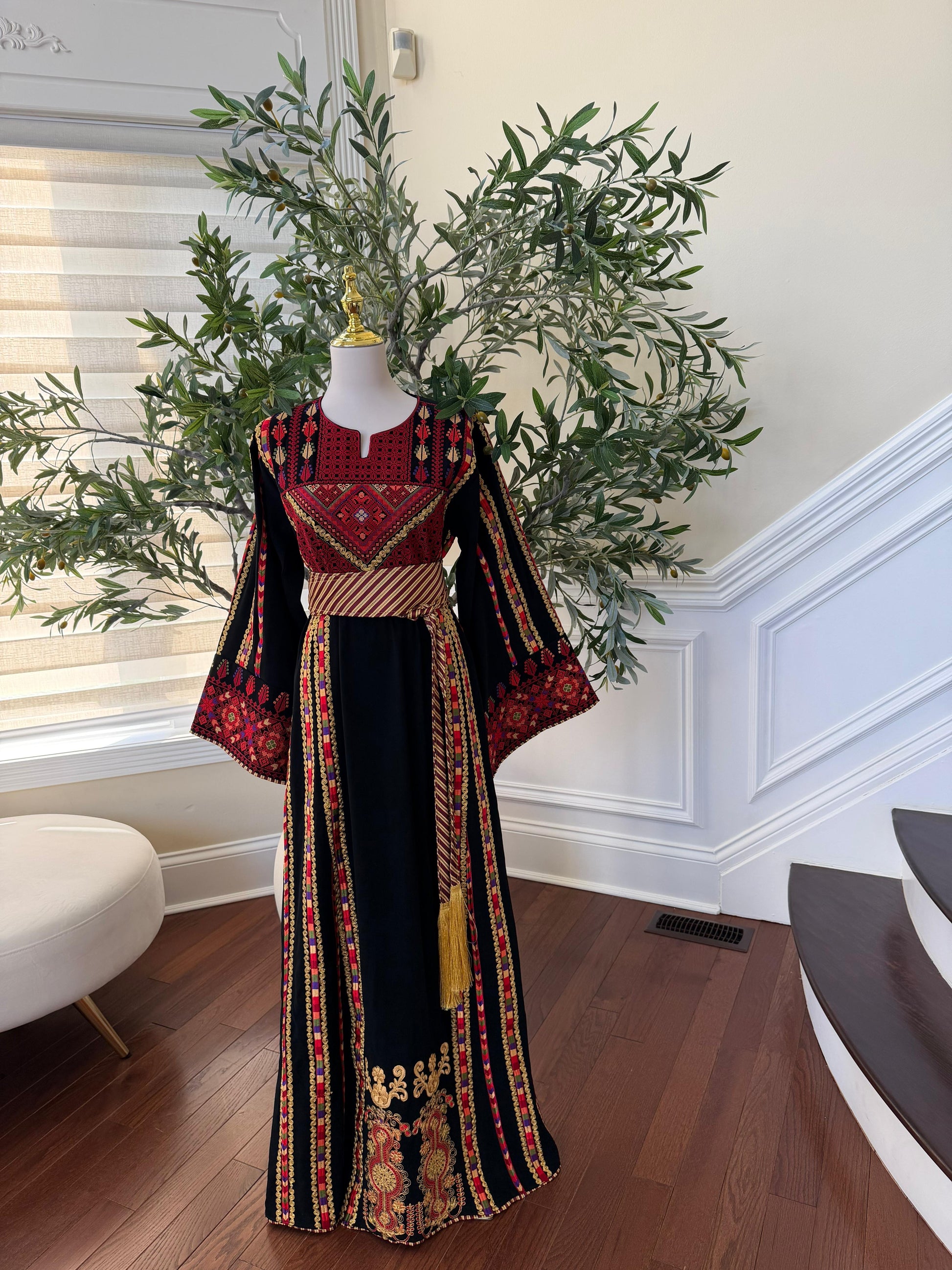 Black Embroidery Tatreez Traditional Thobe