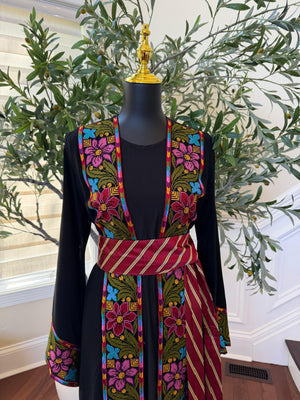 Black Embroidery Tatreez Floral Thobe
