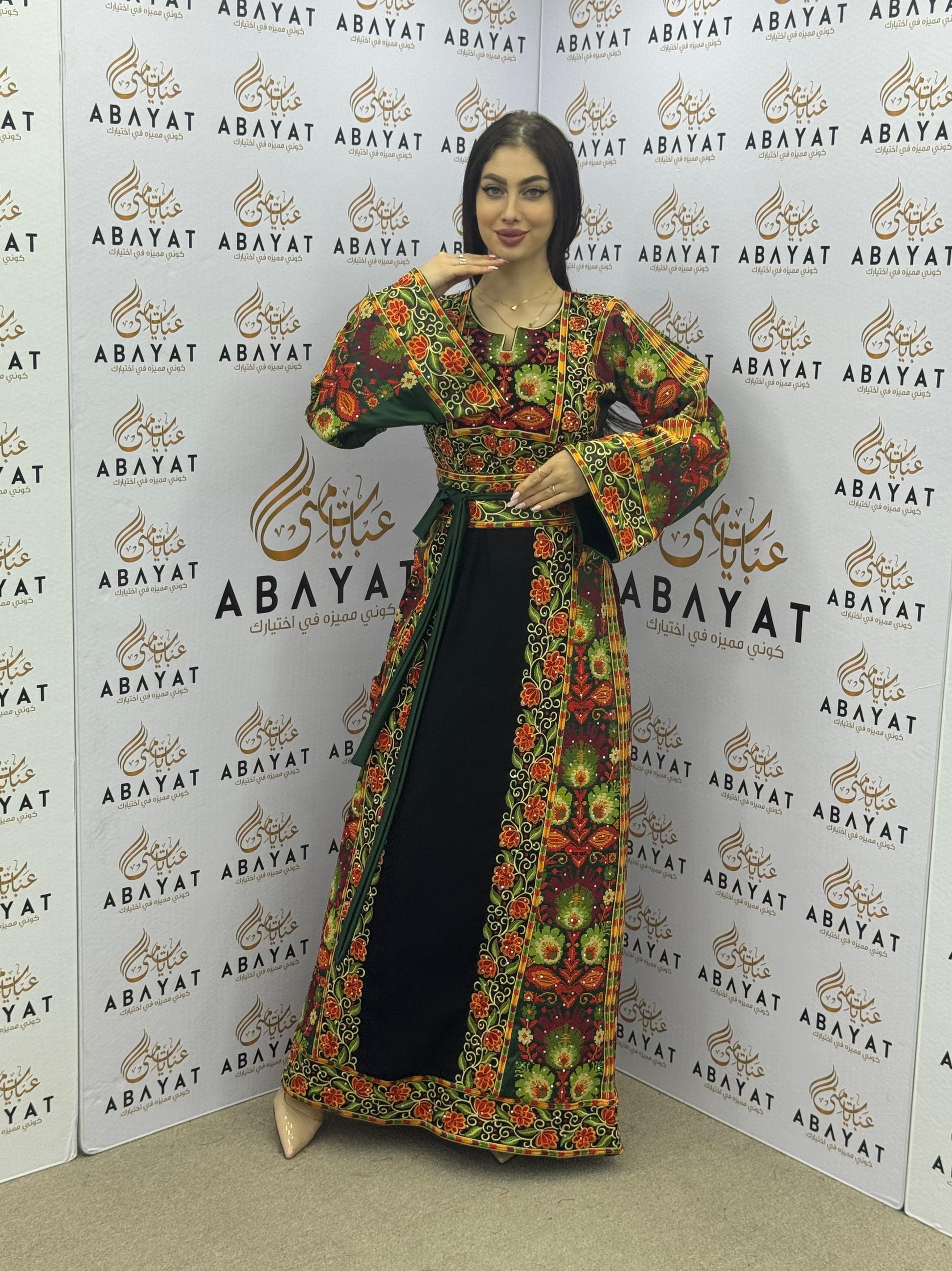 Traditional Palestinian Embroidered Thobe – Vibrant Floral Pattern with Green Waist Belt