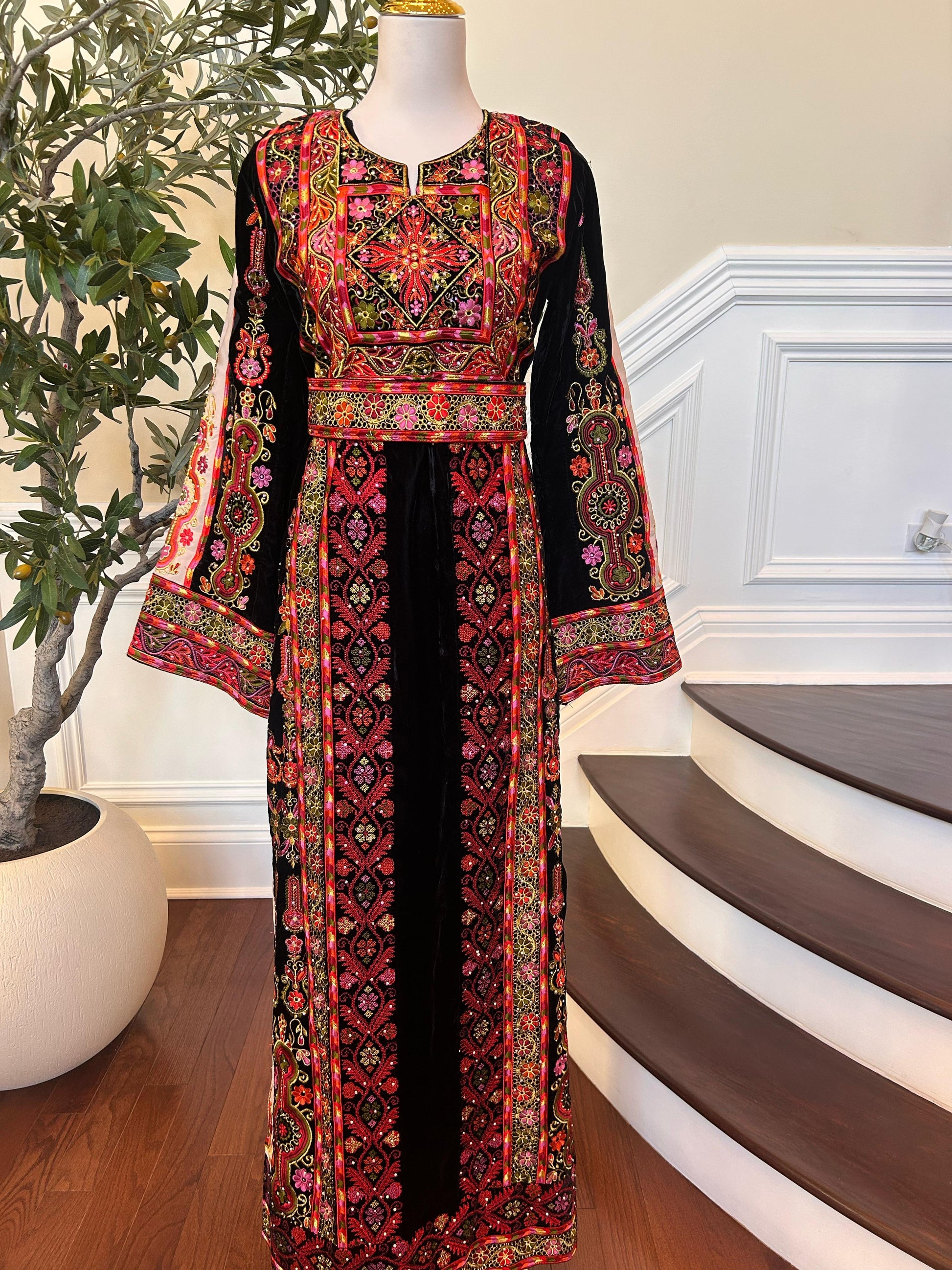 Black Velvet Tatreez Embroidered Thobe