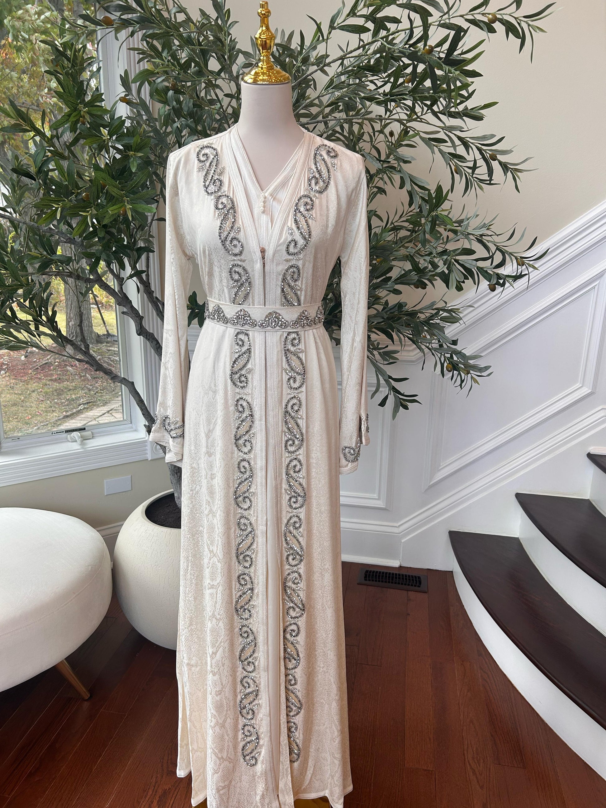 White Royale Beaded Kuftan