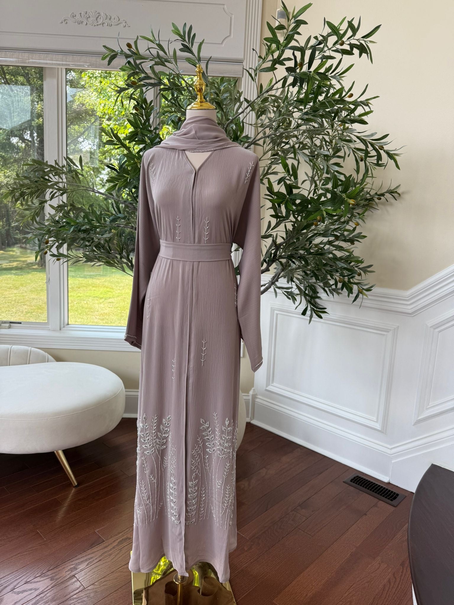 Cream Floral Luxe Abaya