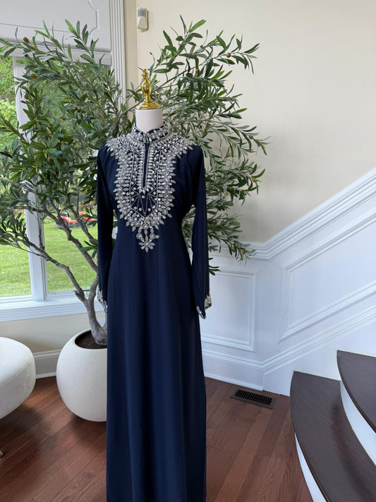 Midnight Majesty – Navy High-Neck Kaftan with Crystal Embellishment
