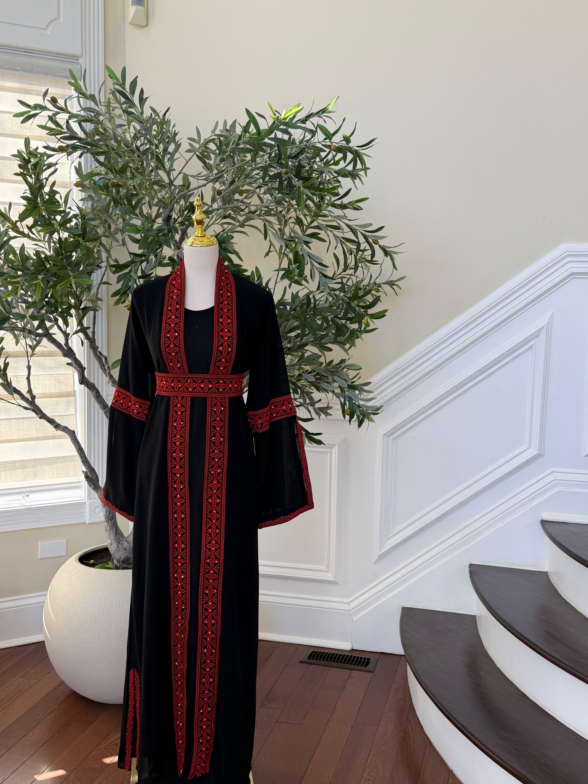 Red Embroidery Tatreez Black Two Piece Thobe