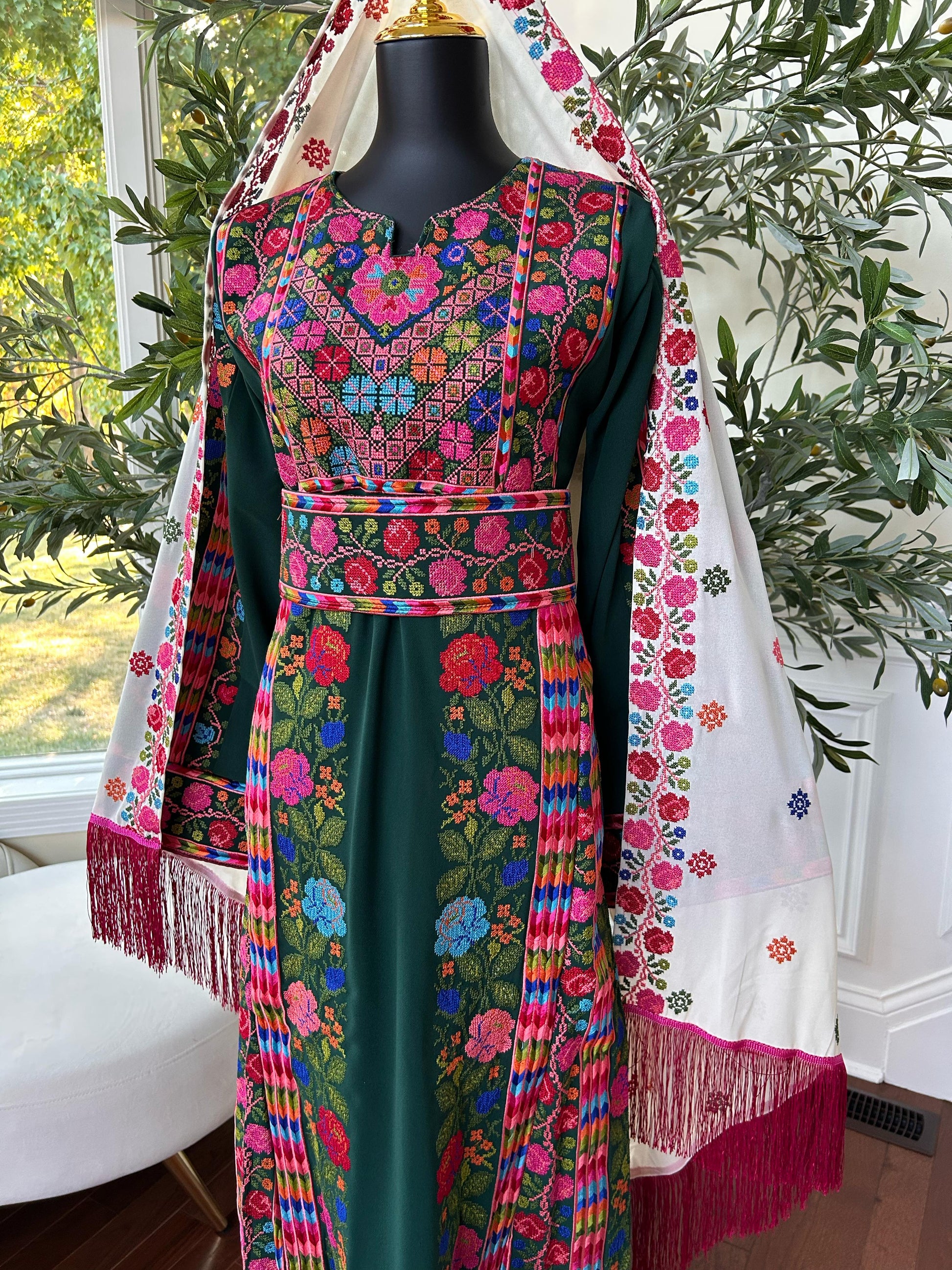Green Floral Embroidered Tatreez Thobe