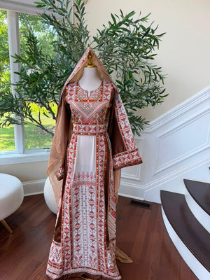 Traditional Elegance Embroidery Thobe