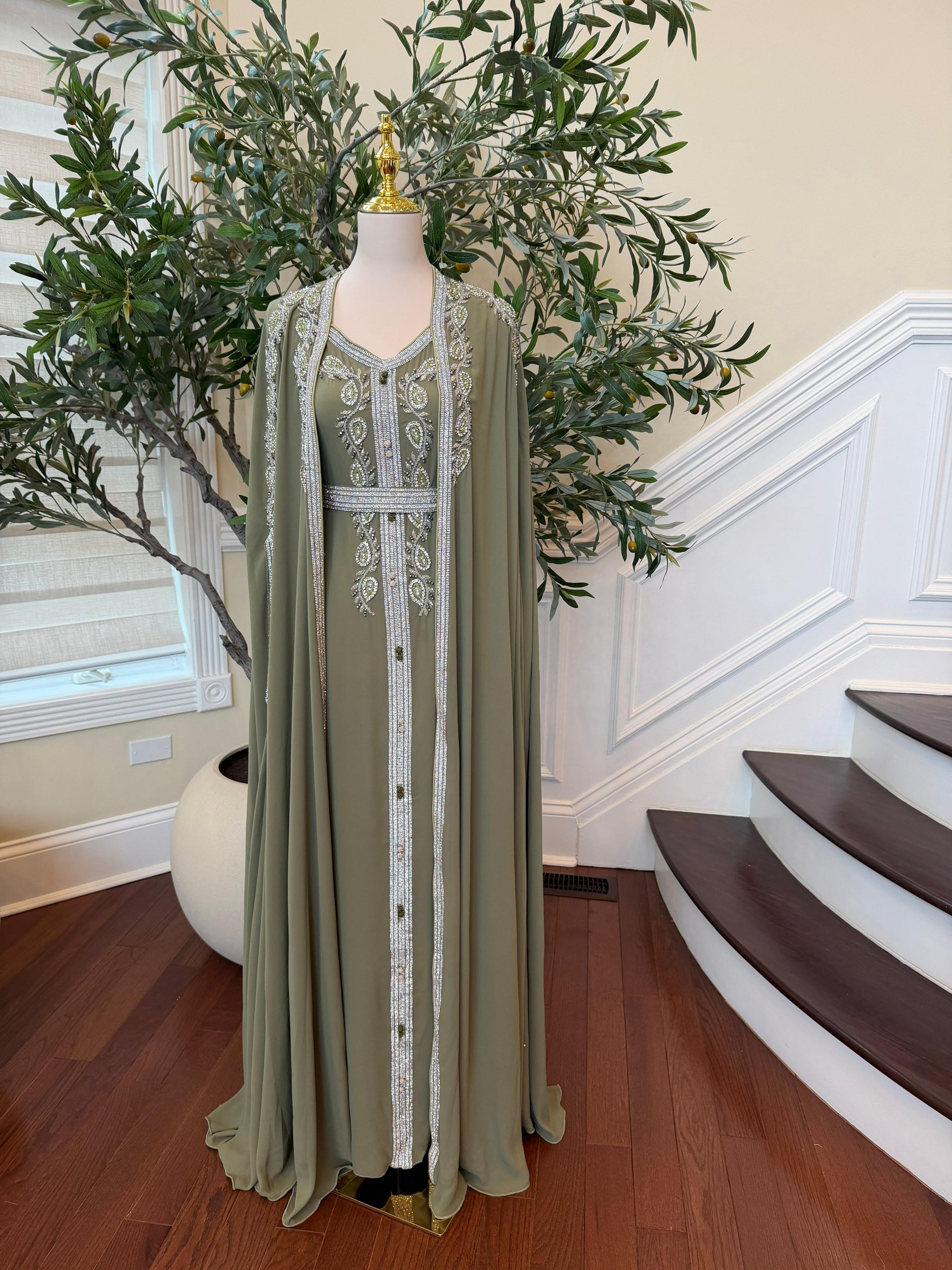 Olive Majesty Beaded Kuftan