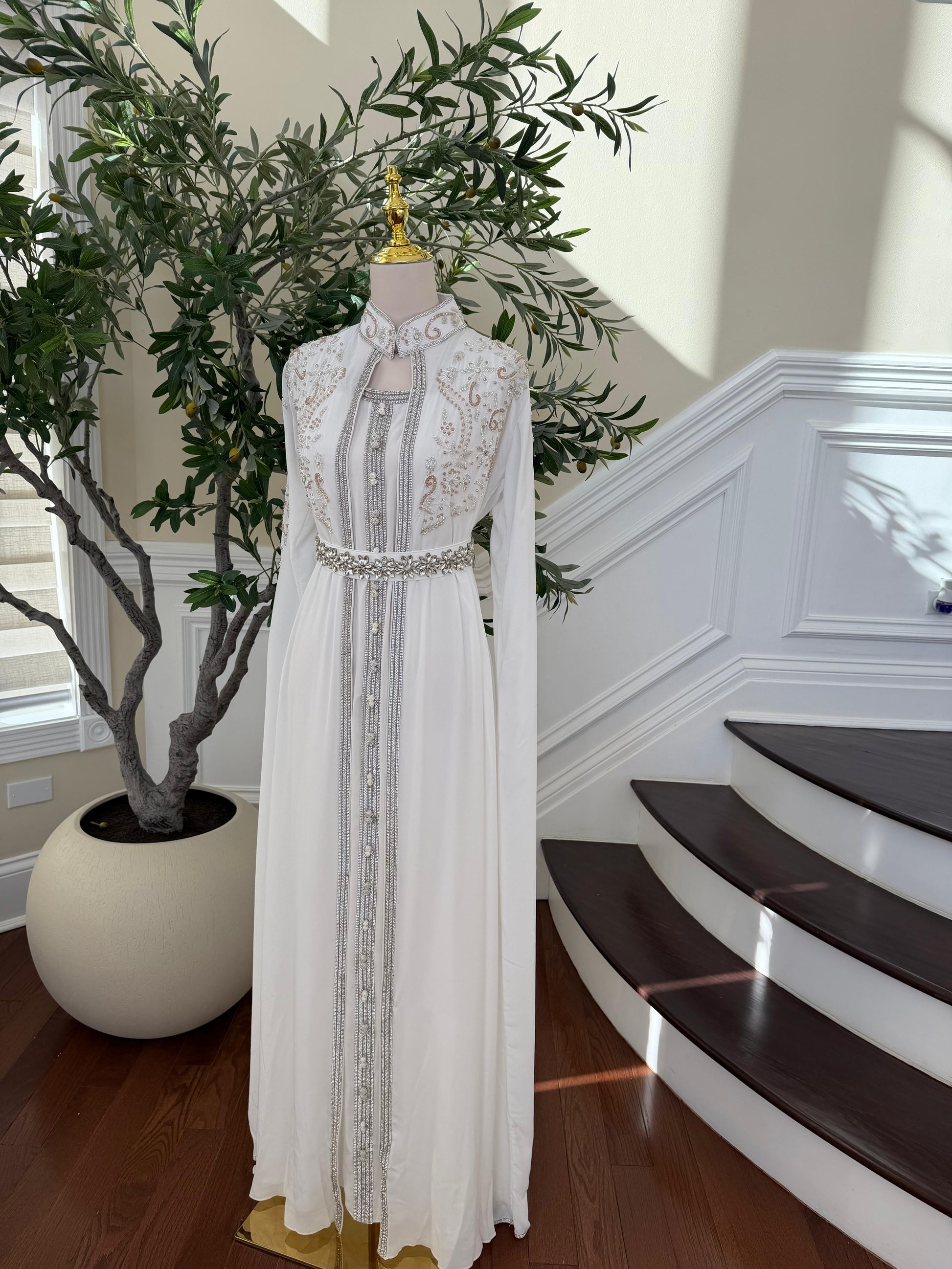 White Crystal Beaded Stone Kuftan