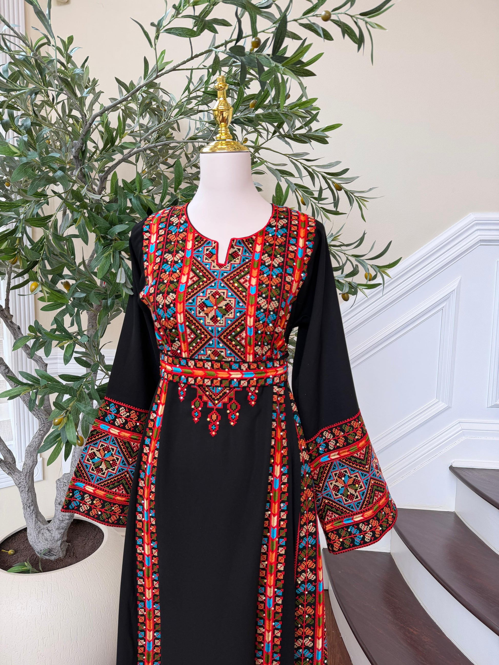 Red Embroidery Tatreez Black Thobe