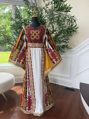 White Embroidery Tatreez Elegance Thobe