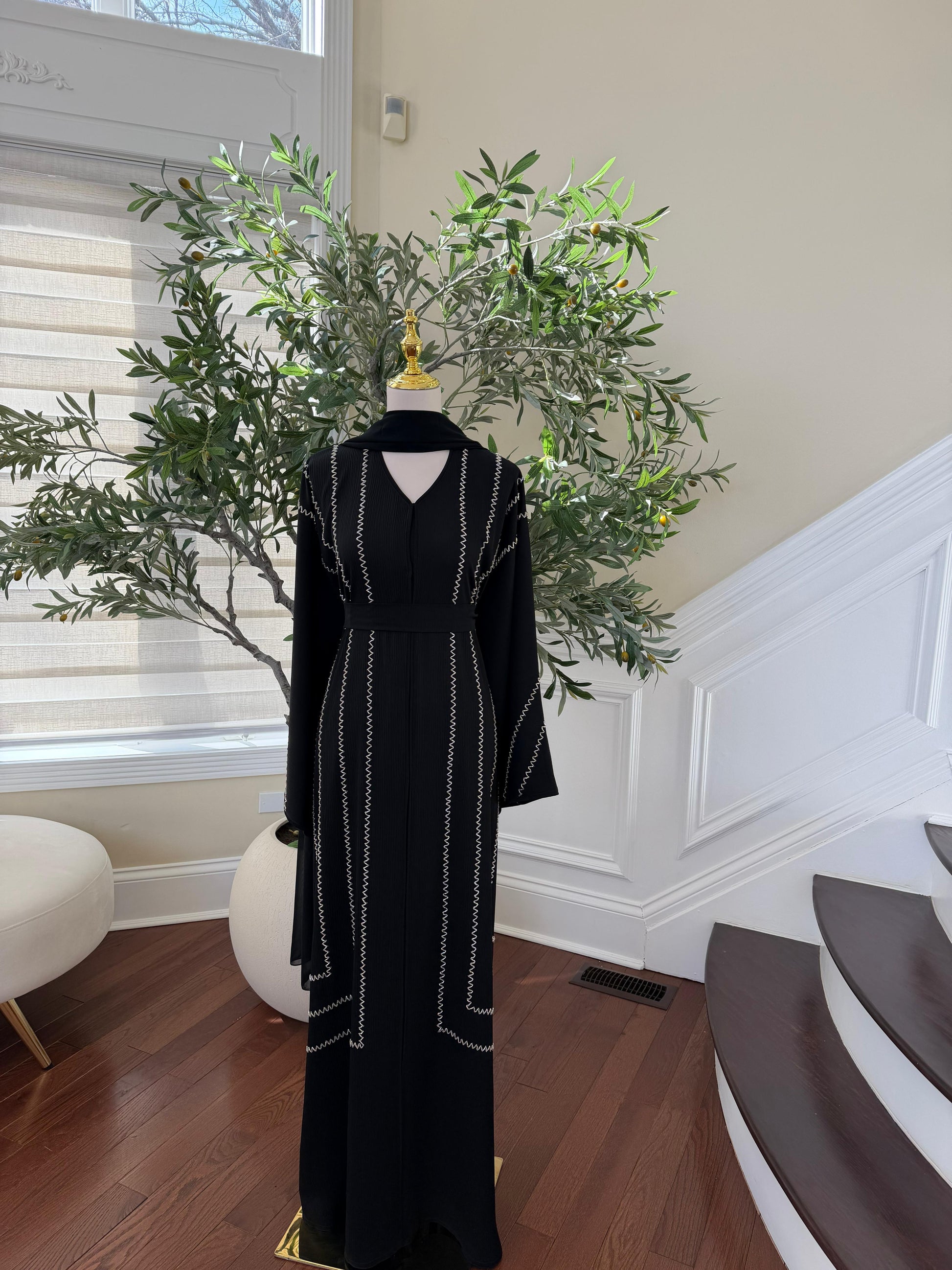 Black Silver Beaded Essence Abaya