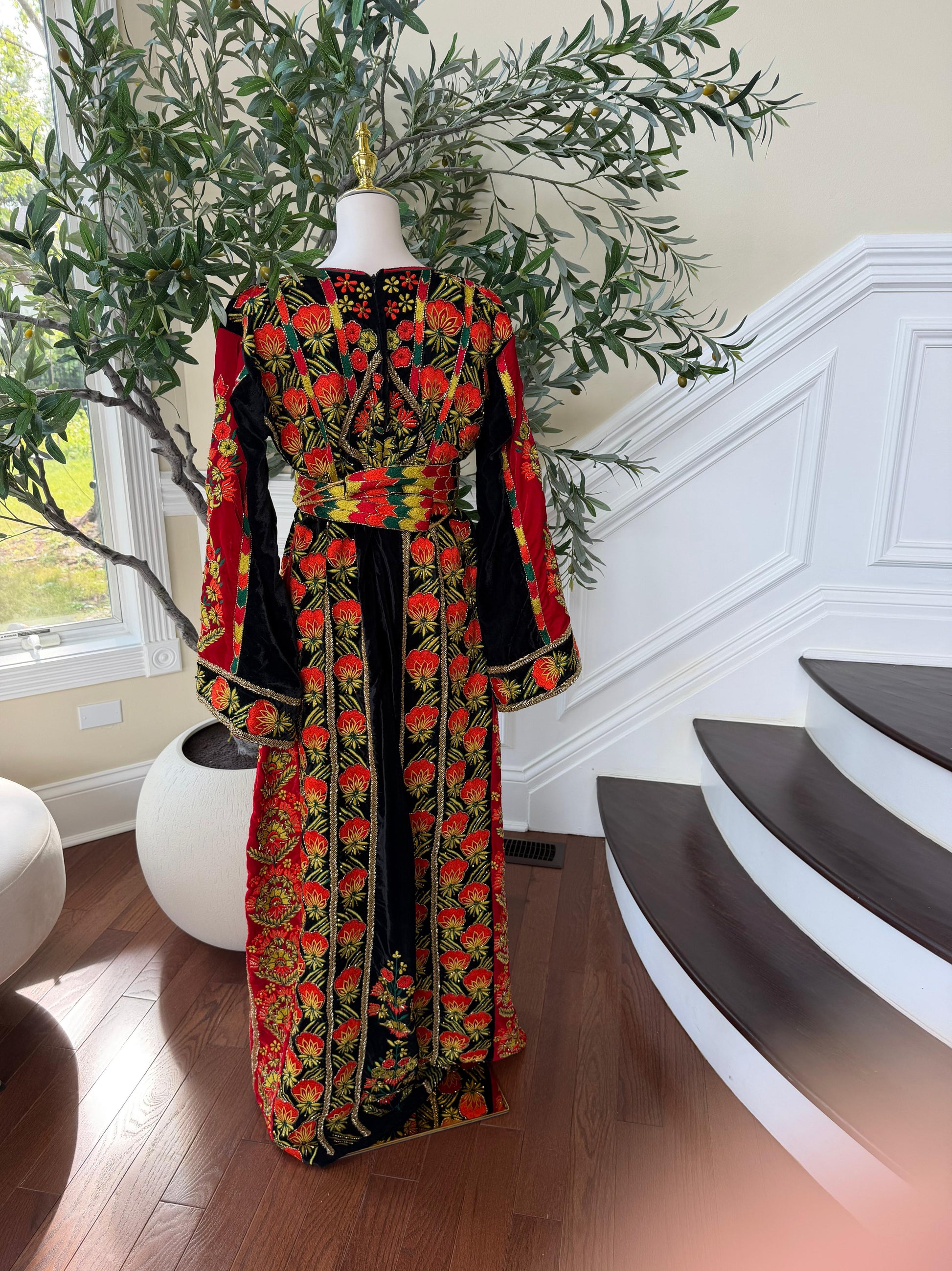 Velvet Black Embroidery Beaded Stone Thobe