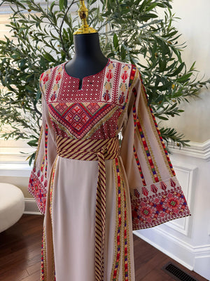 Beige Traditional Elegance Embroidery Thobe