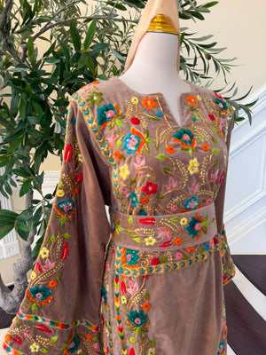 Tan Embroidery Beaded Stone Thobe