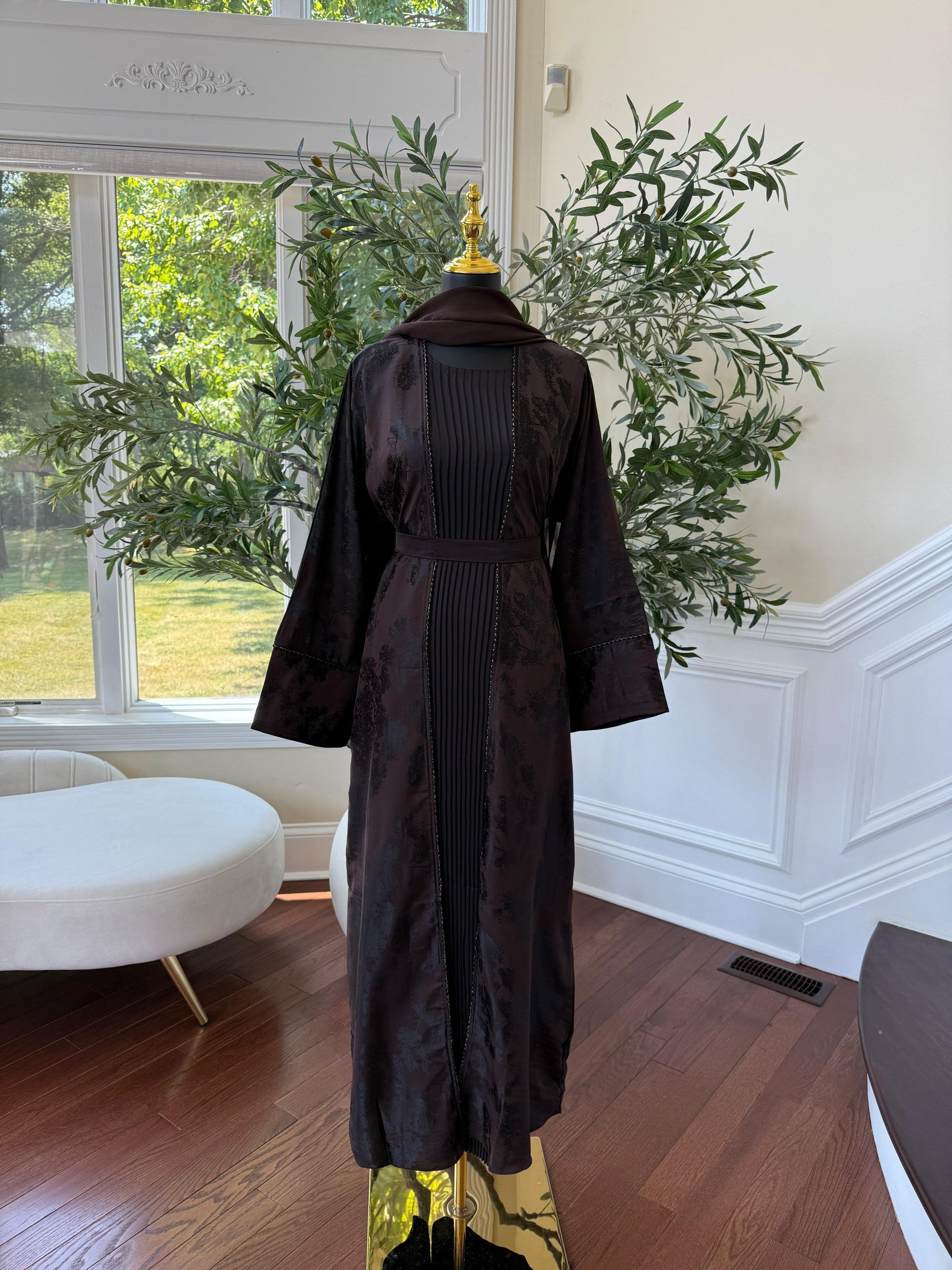 Mystic Midnight Purple Rose Abaya