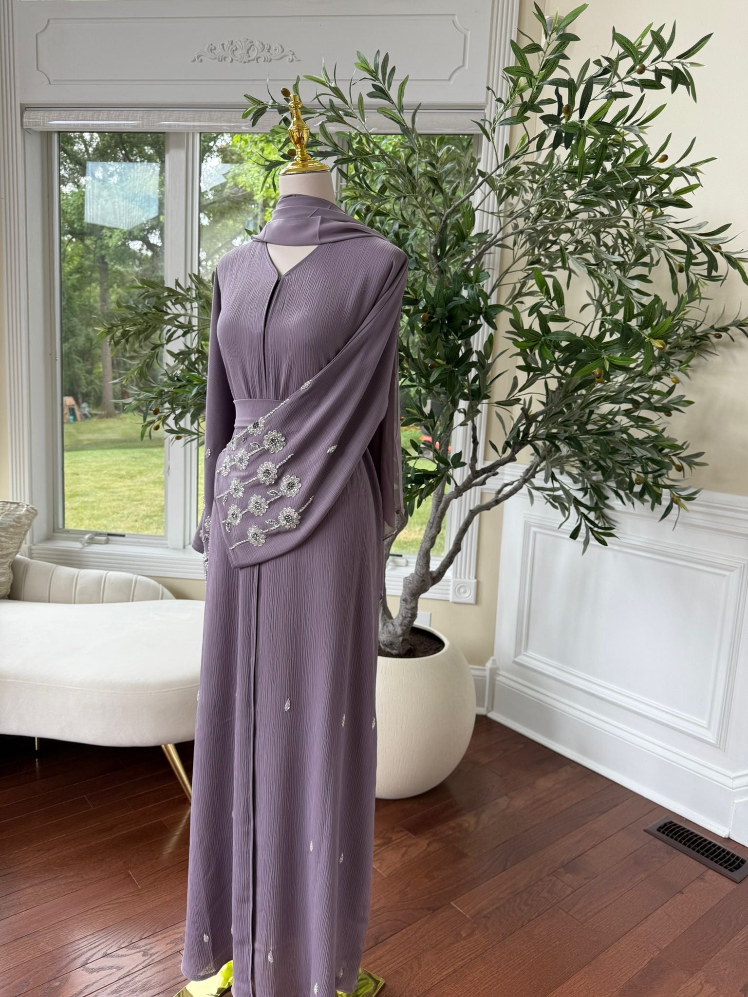 Lavender Sleeve Charm Abaya