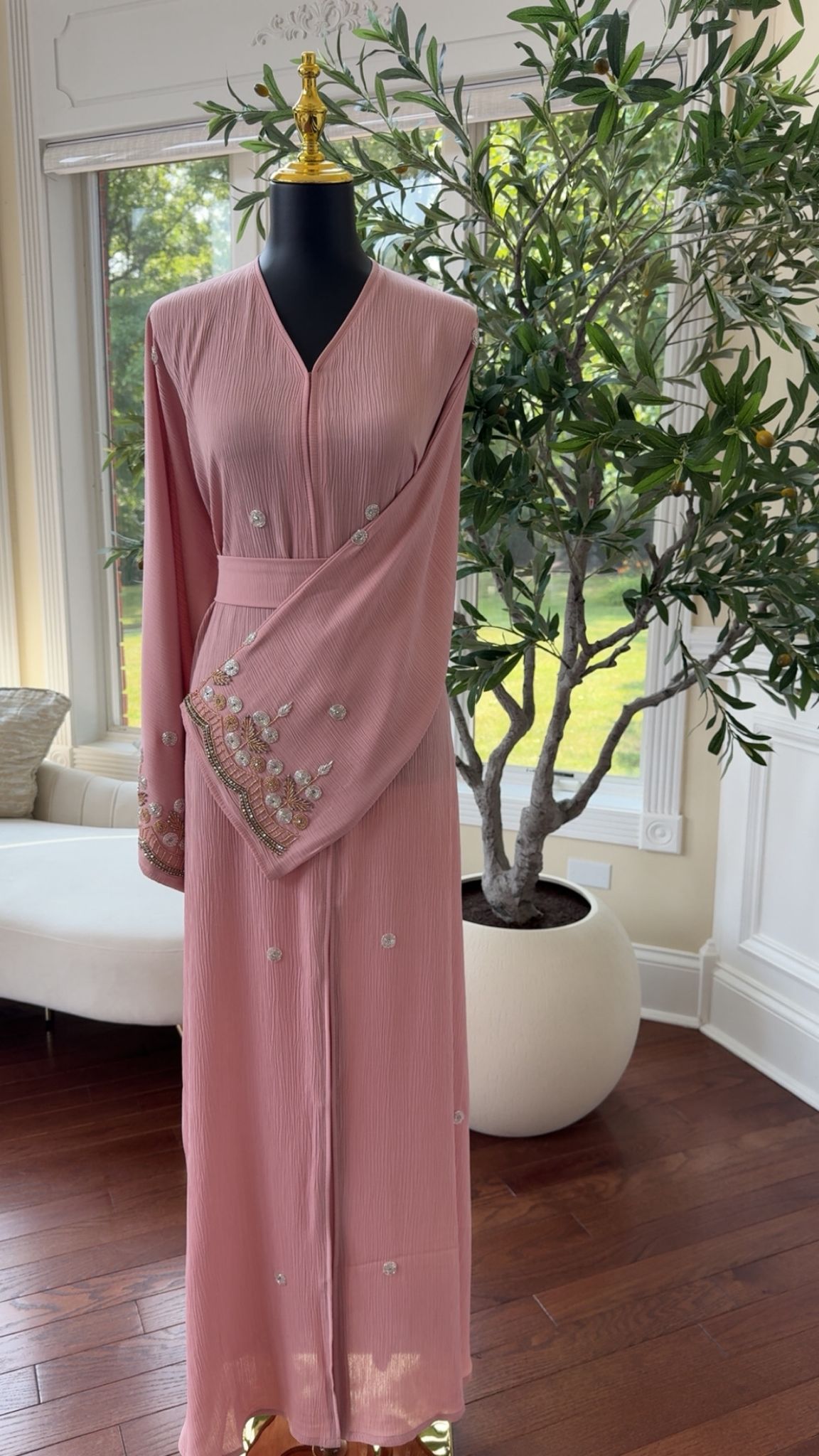 Pink Floral Sleeve Abaya