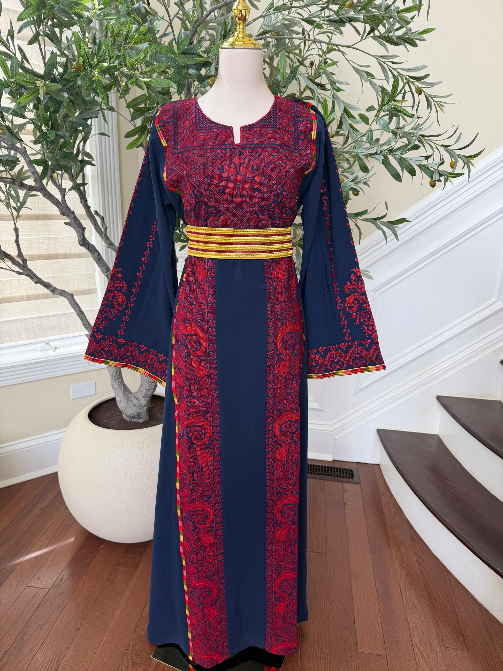 Navy Blue Embroidery Tatreez Thobe