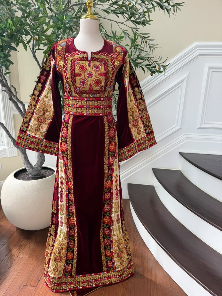 Burgundy Embroidery Tatreez Velvet Thobe
