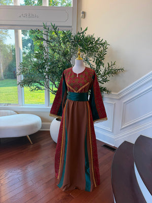 Brown Embroidery Elegance Tatreez Thobe