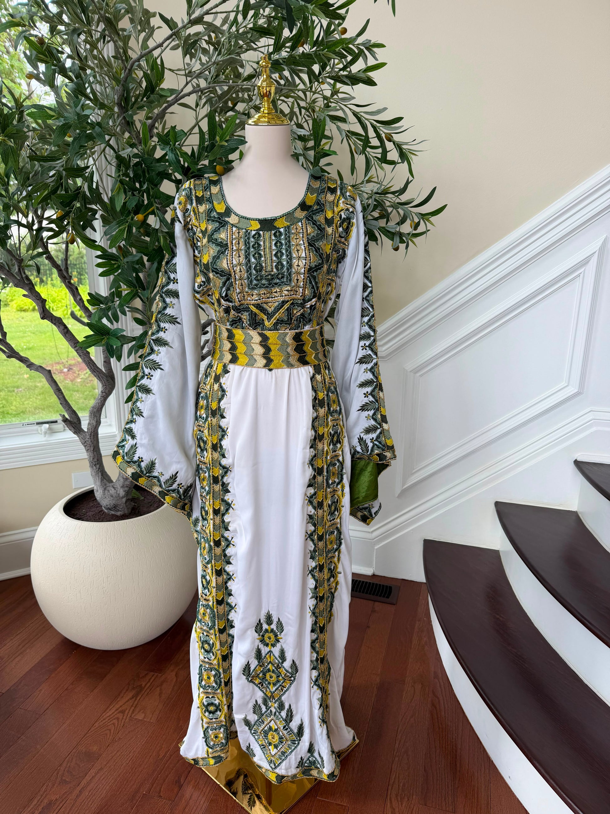 White Embroidery Beaded Thobe