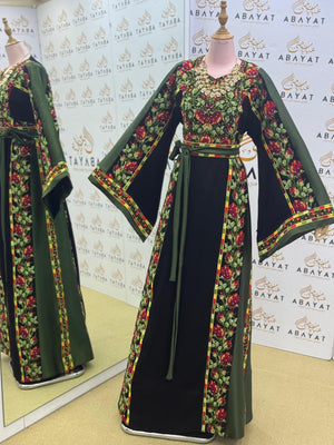 Palestinian Couture Thobe – Green Embroidered Panel