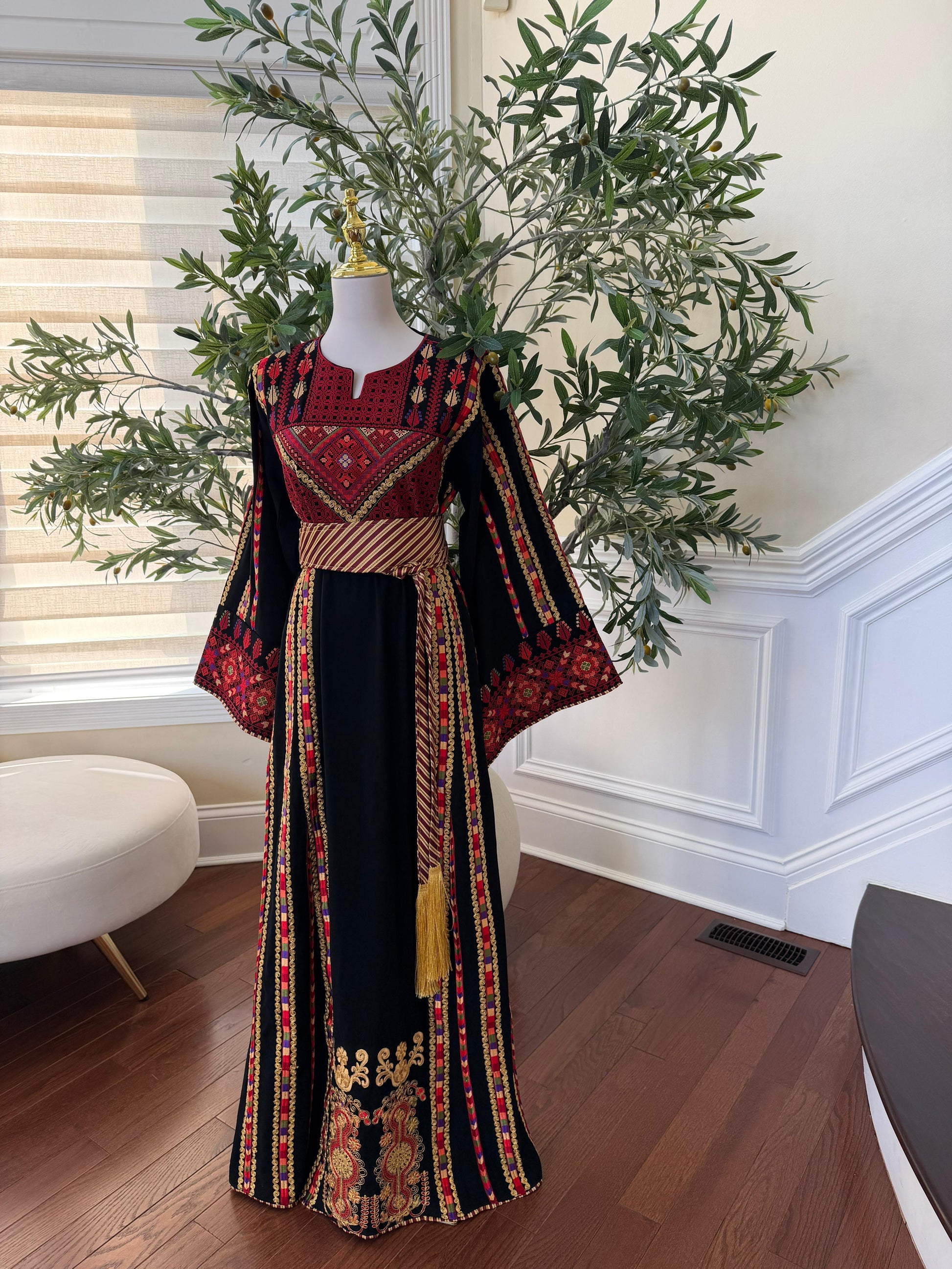 Black Embroidery Tatreez Traditional Thobe