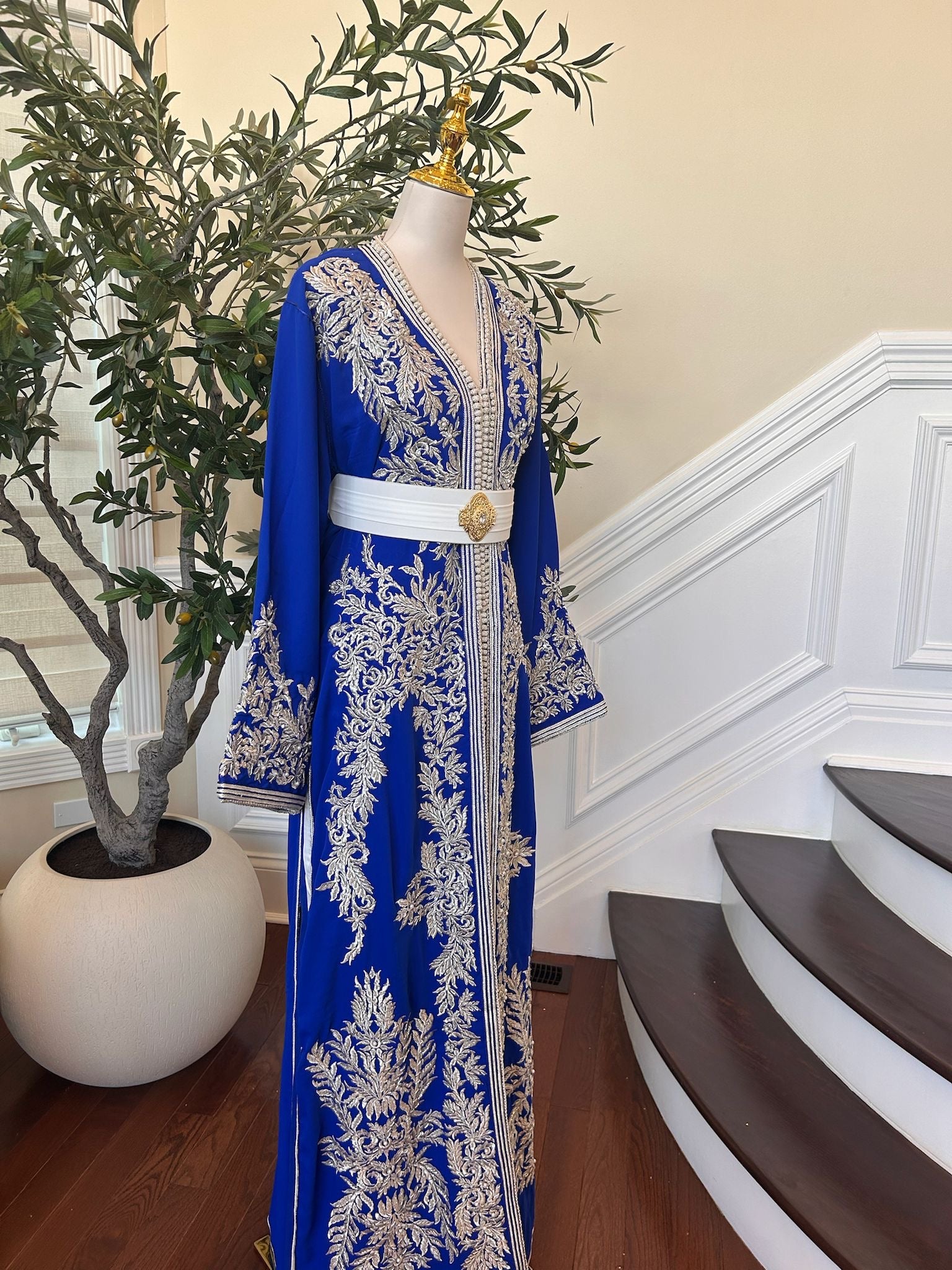 Royal Blue White Floral Detail Kuftan