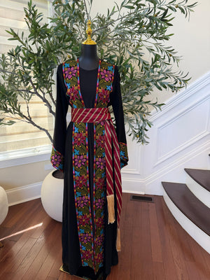 Black Embroidery Tatreez Floral Thobe