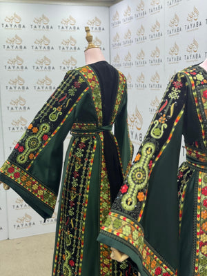 Traditional Palestinian Thobe in Green with Multicolor Tatreez