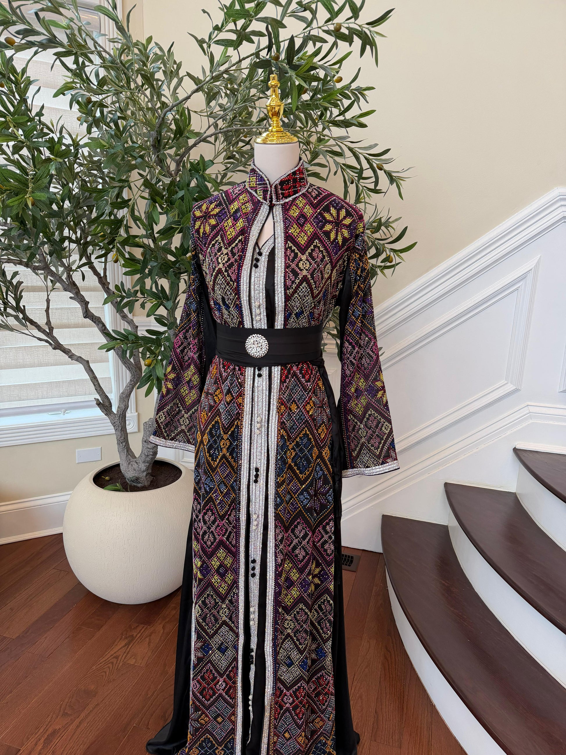 Black Embroidery Royale Kuftan