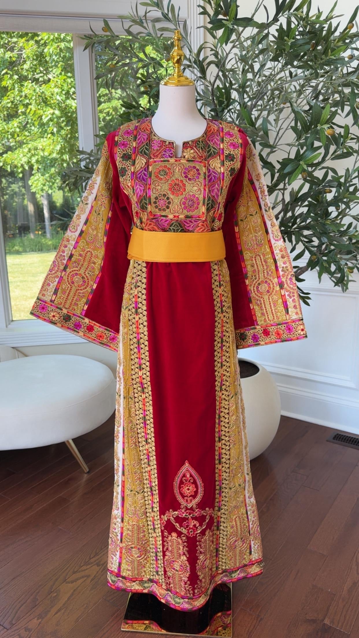 Burgundy Malaka Velvet Thobe