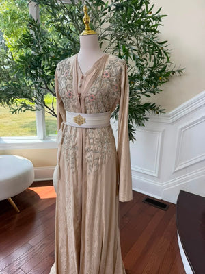 Peach Elegance Floral Kuftan