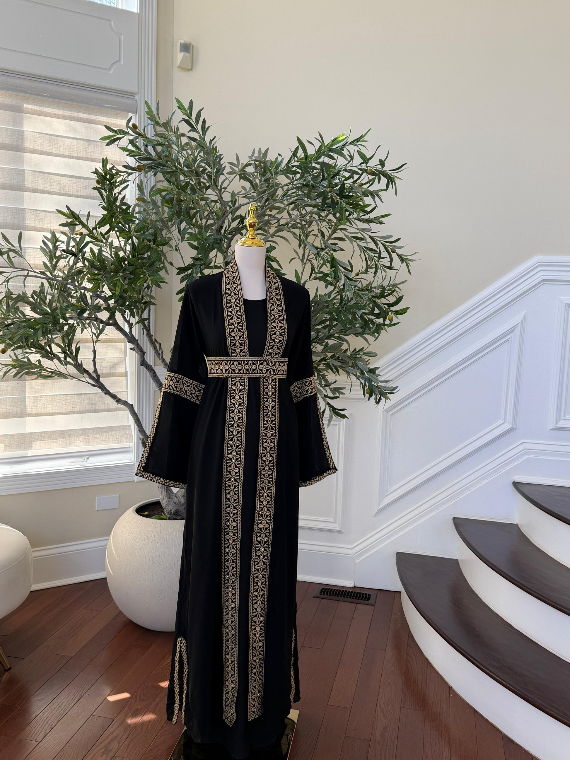 Black Two Piece Embroidered Thobe