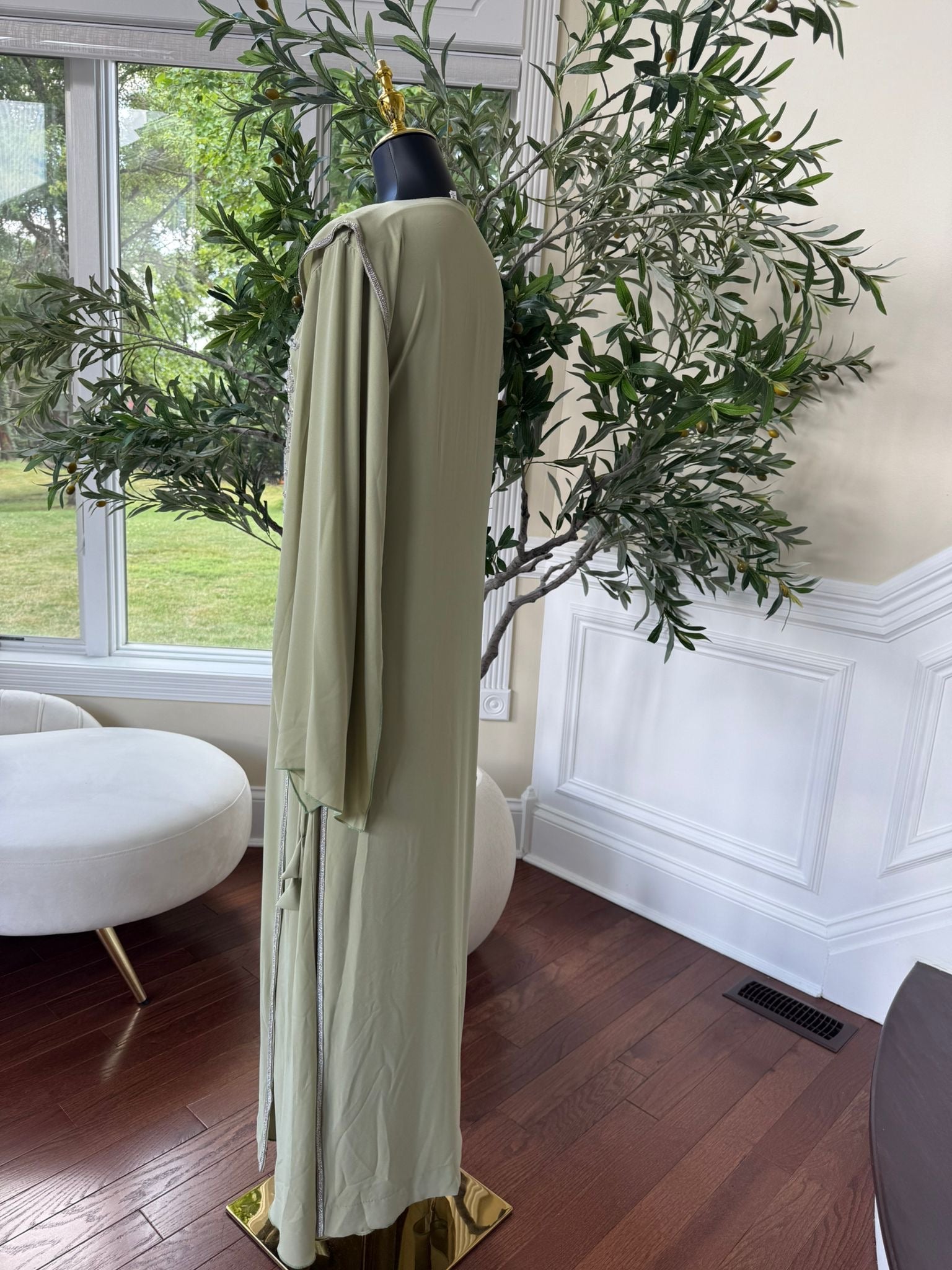 Elegant Sage Green Embroidered Kaftan – Formal Occasion Wear