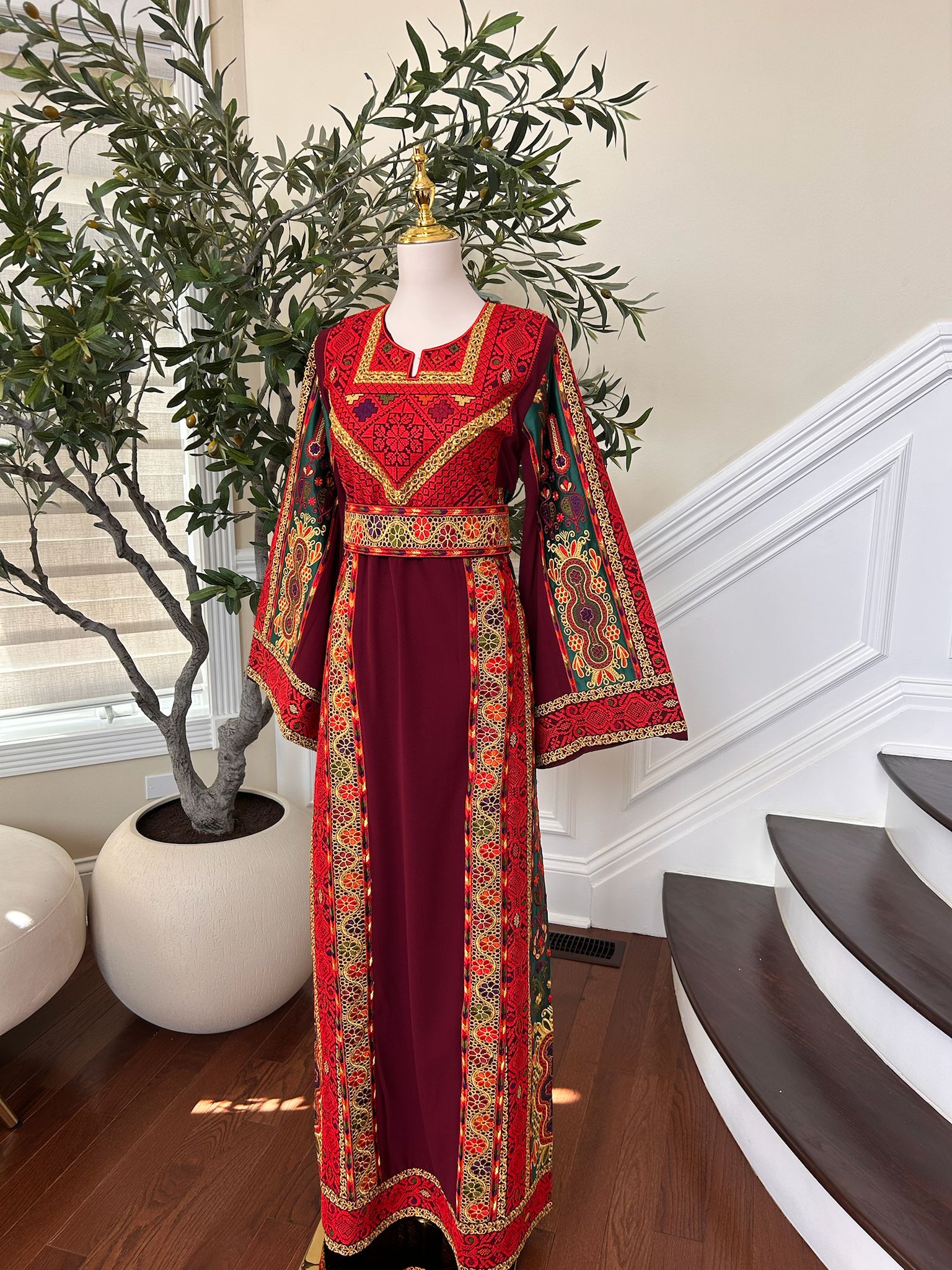 Burgundy Tatreez Embroidery Thobe